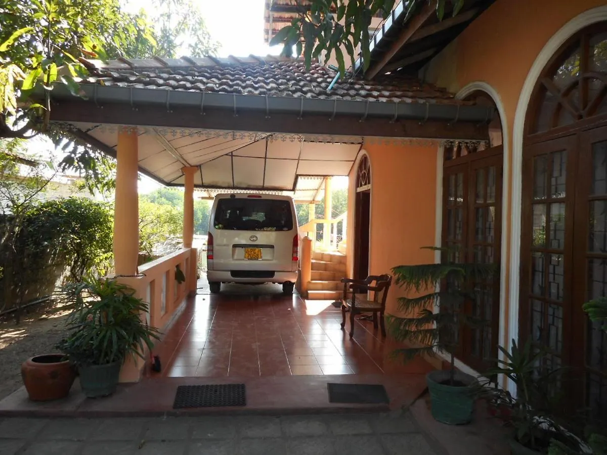 Apartment Lagoon Villa Negombo